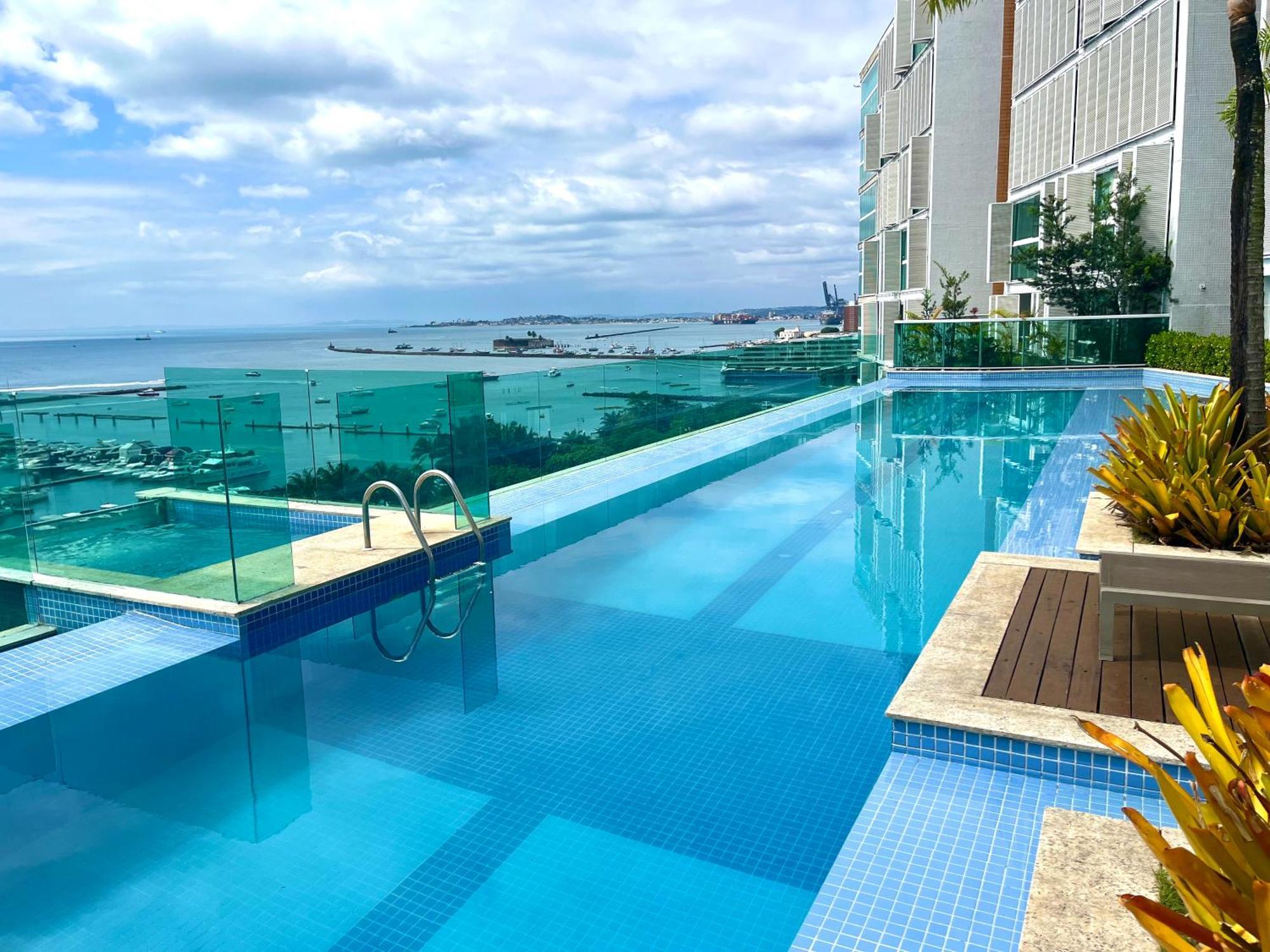 Cloc Marina Vista Mar P/ A Baia De Todos Os Santos Apartment Salvador Bagian luar foto
